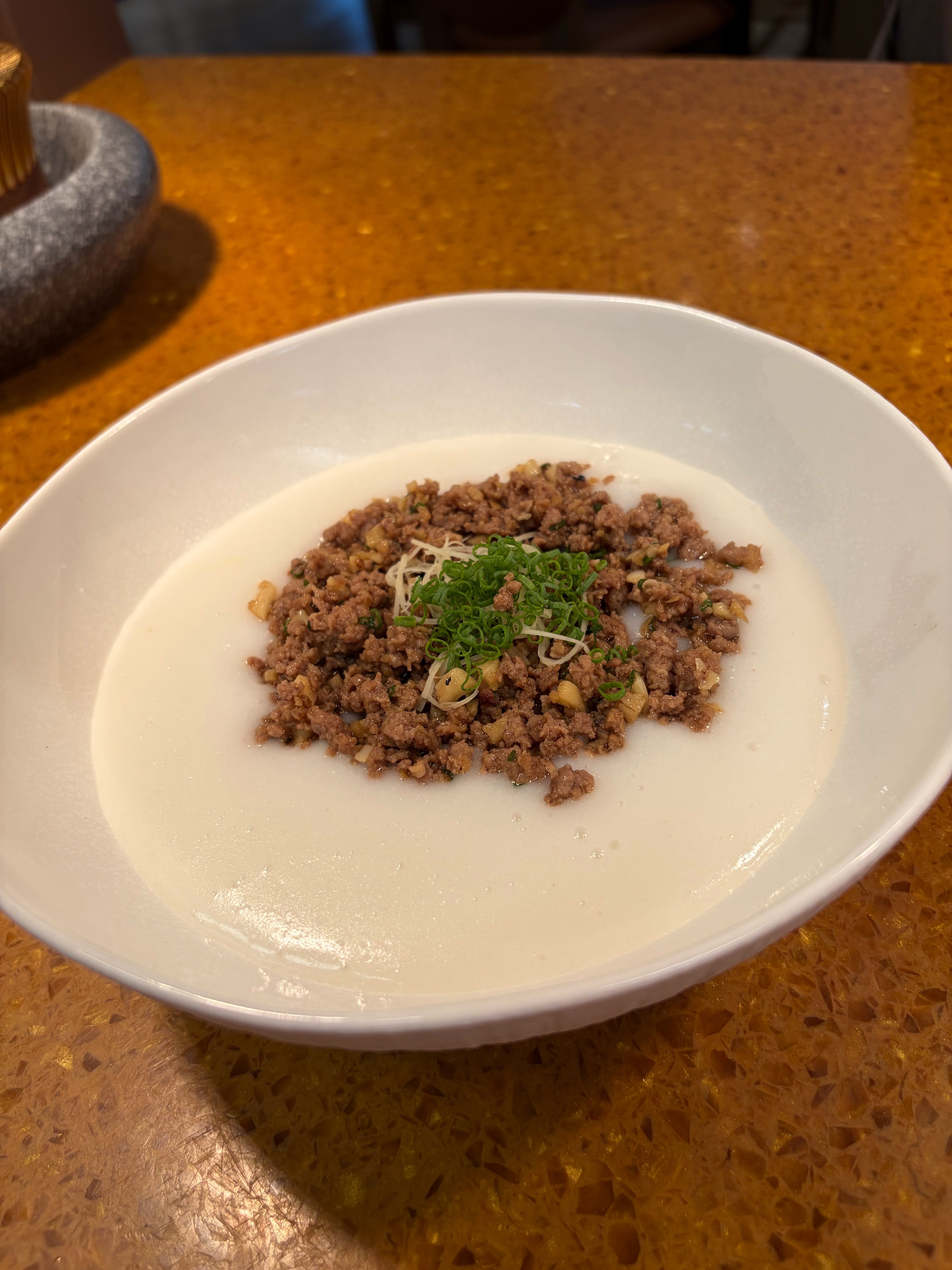โจ๊กข้าวเนื้อแกะบดผัดขิง